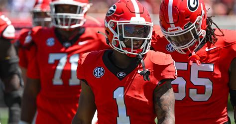 College Football Picks Week 1: Top 25 Odds, Box Score .